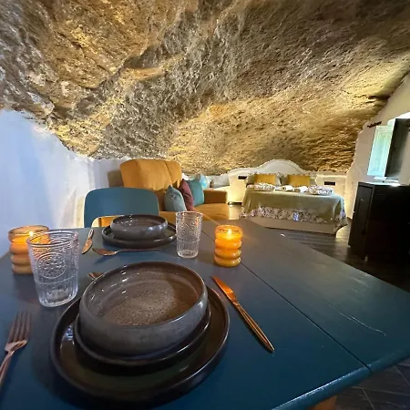 Tajito Setenil De Las Bodegas